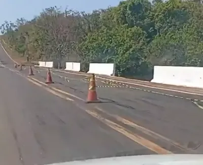 Imagem da notícia Ponte sobre o Rio Sucuriú apresenta rachaduras e é parcialmente interditada na MS-320